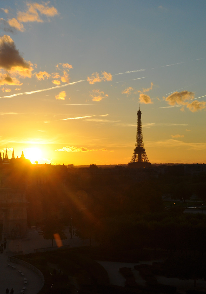 paris-eiffel-tower-sunset