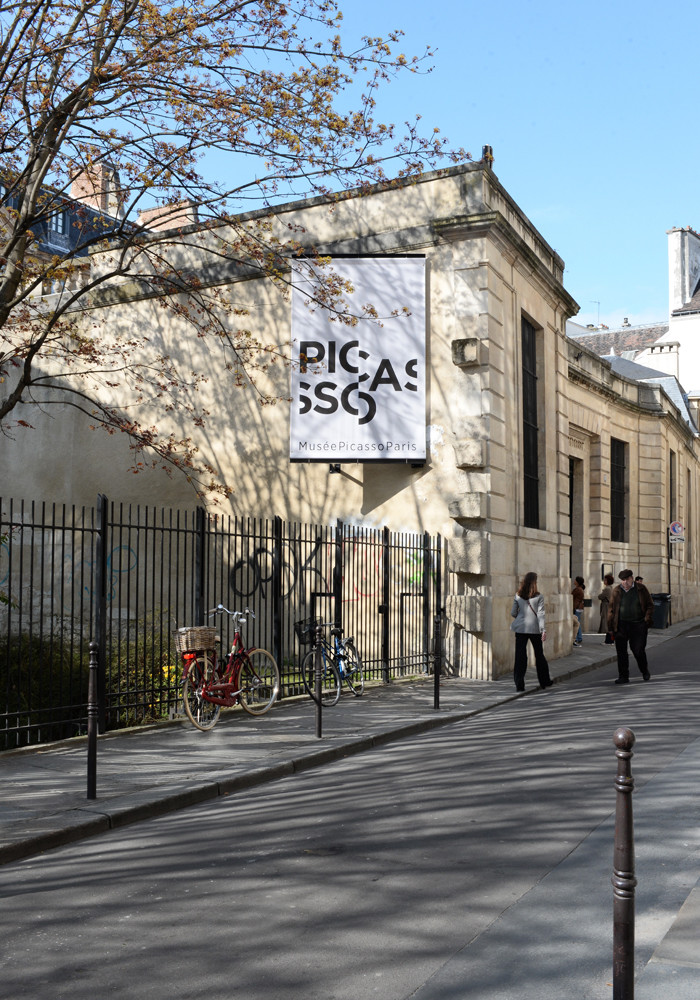 musee-picasso-paris-street
