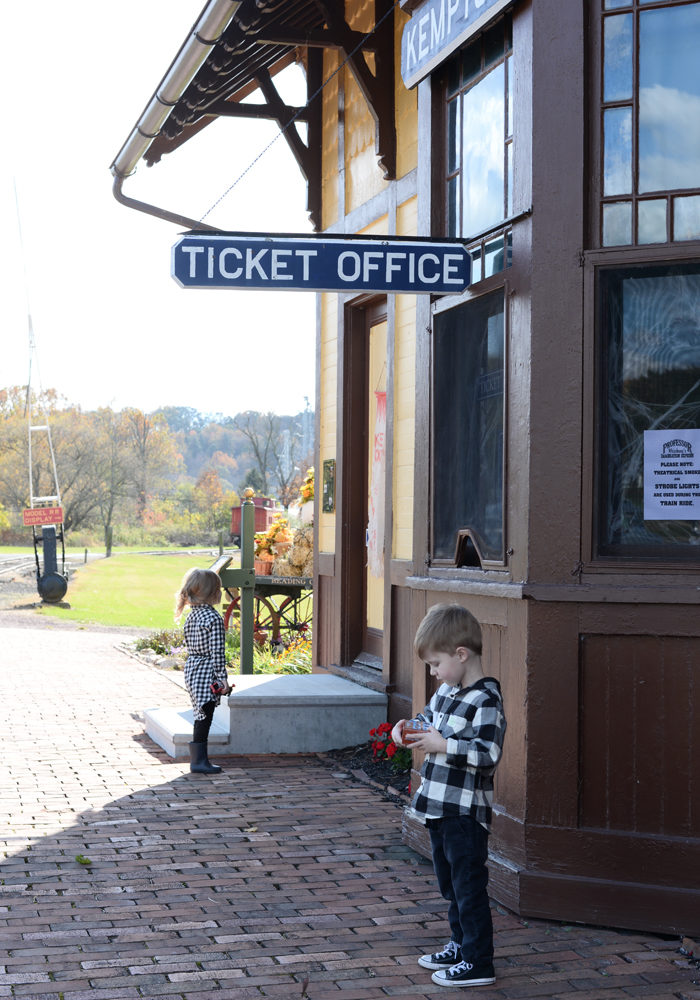train ticket office untitled-6